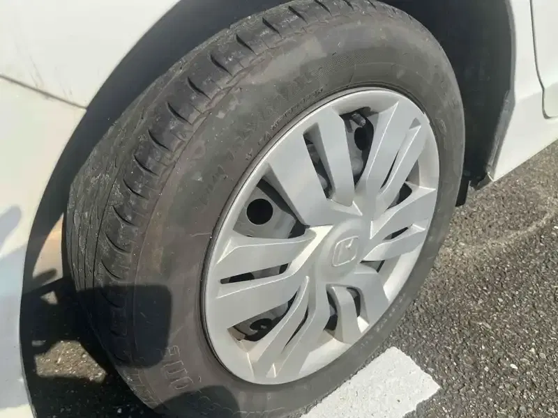HONDA GRACE HYBRID DX Image 9