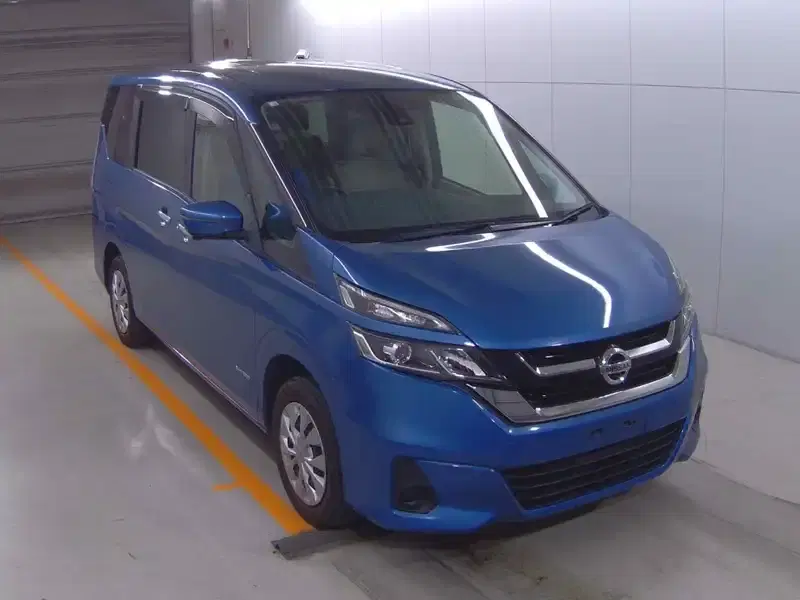 NISSAN SERENA X V SMART 2 4WD Image 1