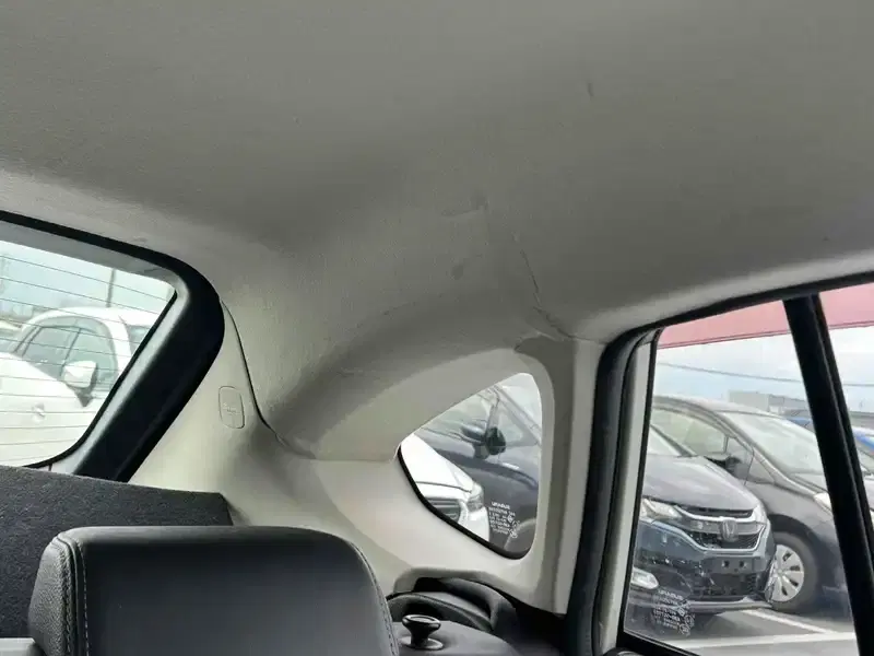 SUBARU IMPREZA WAGON 2.0I-S Image 32
