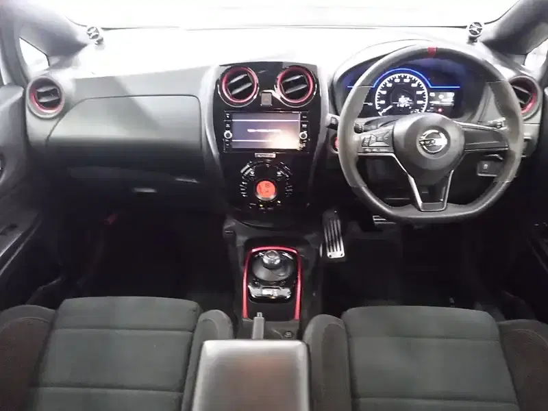 NISSAN NOTE E-POWER NISMO Image 4