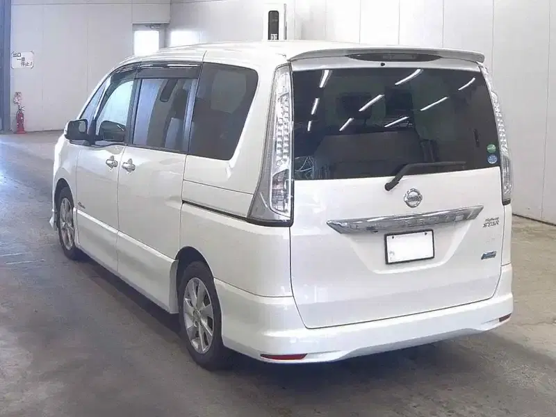 NISSAN SERENA 5D HIGHWAY STAR S-HYBRID V AERO M Image 2