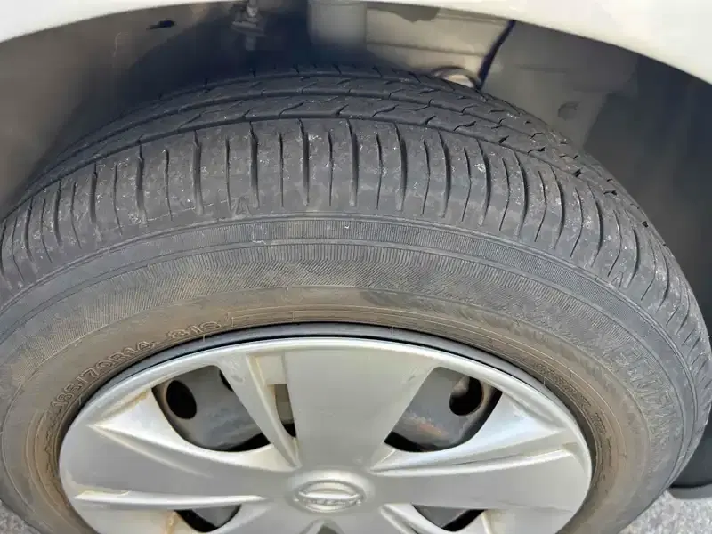 NISSAN MARCH S Image 9