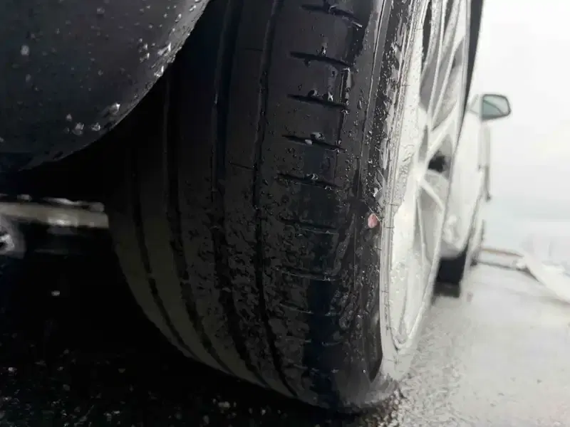 TESLA MODEL Y RWD Image 16