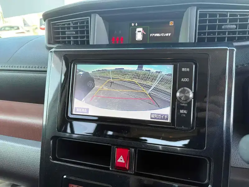 TOYOTA ROOMY G-T Image 9
