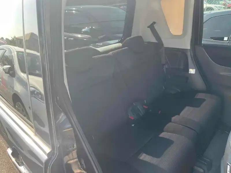 MITSUBISHI DELICA D:2 X Image 15