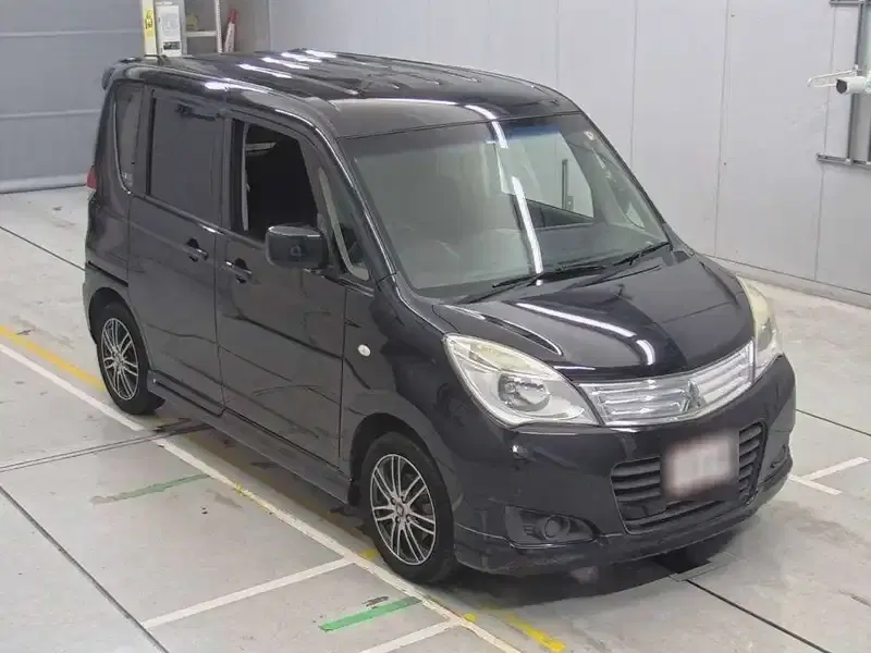 MITSUBISHI DELICA D:2 X Image 6