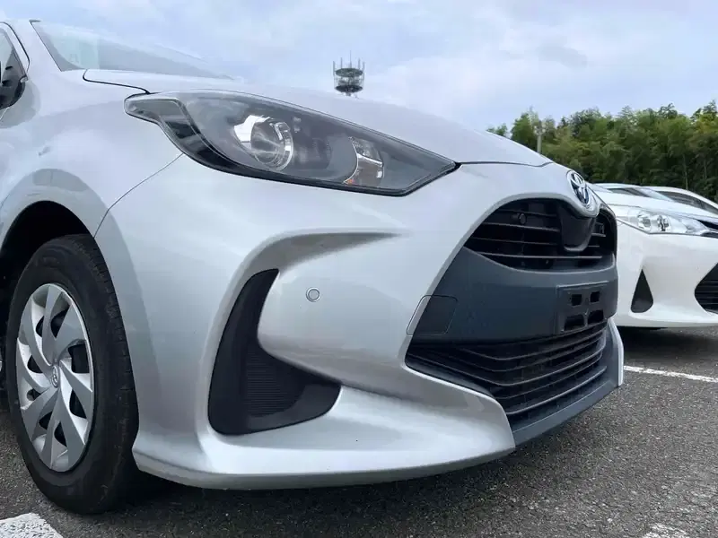 TOYOTA YARIS HYBRID X Image 15