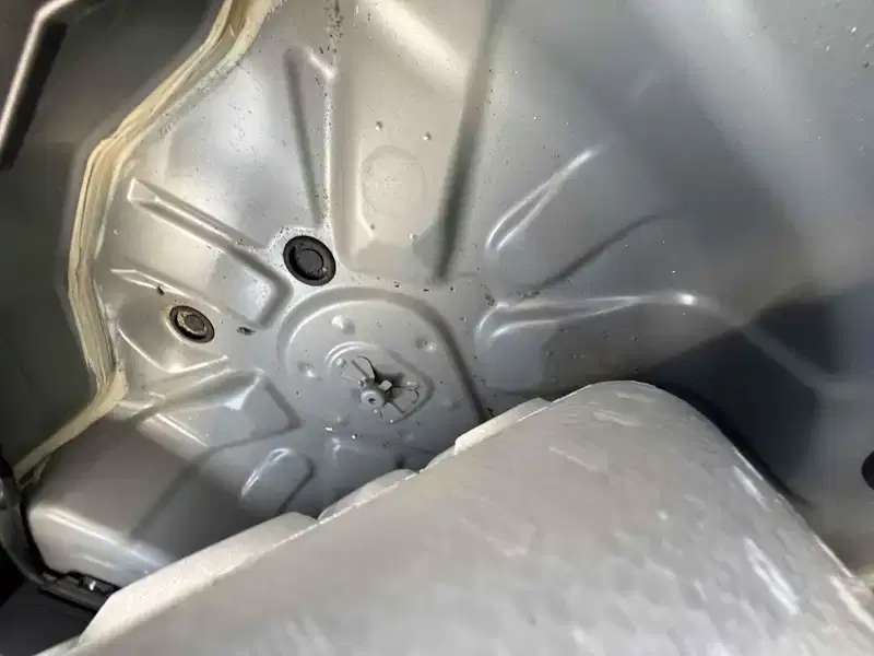 TOYOTA YARIS HYBRID X Image 23