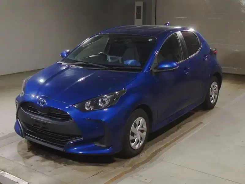 TOYOTA YARIS HYBRID X Image 3