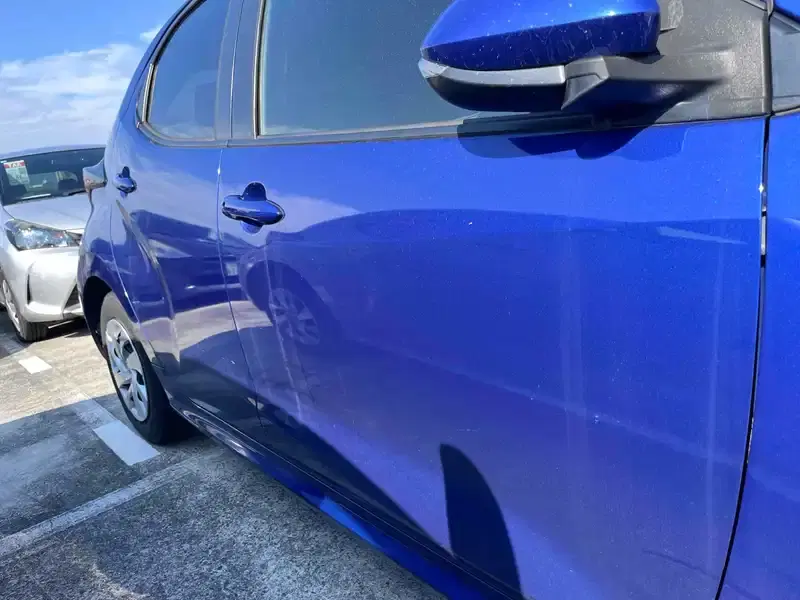 TOYOTA YARIS HYBRID X Image 23