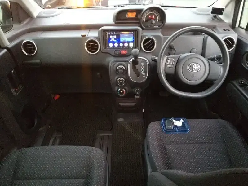TOYOTA SPADE F JACK Image 3
