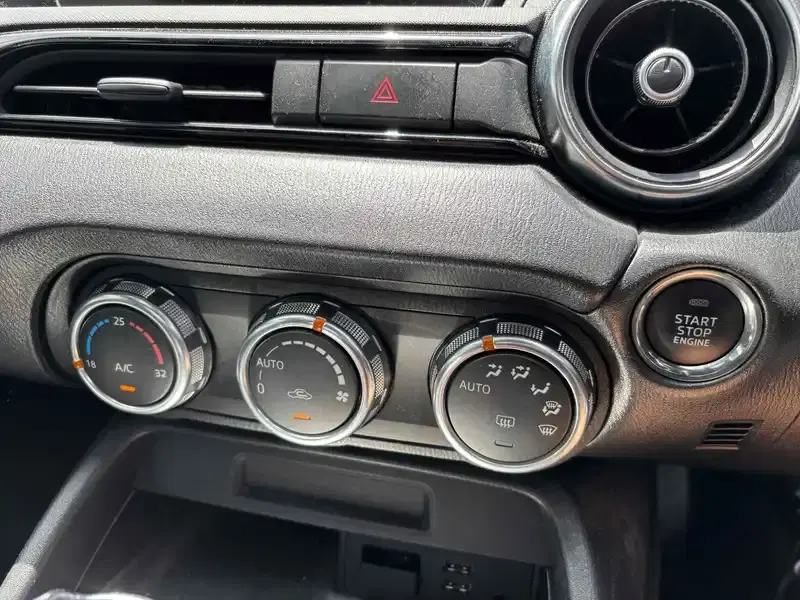 MAZDA ROADSTER S SPECIAL PACKAGE Image 20