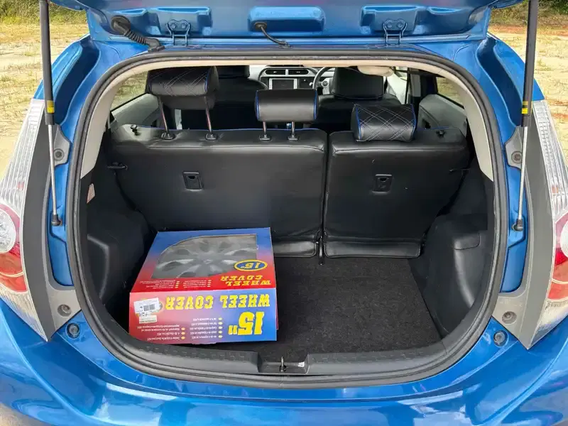 TOYOTA AQUA S SMART ENTRY NAVI READY PACKA Image 15