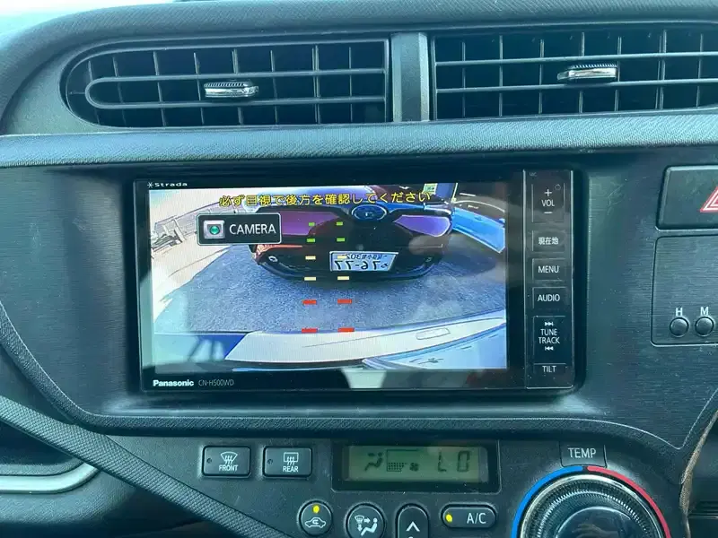 TOYOTA AQUA G BLACK SOFT LEATHER SELECTION Image 9