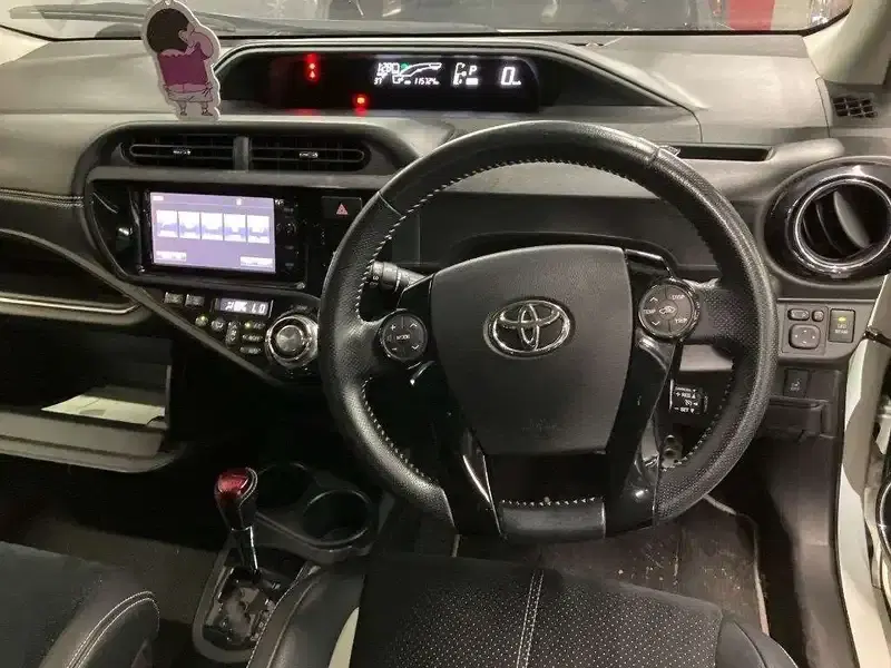 TOYOTA AQUA G G'S Image 5