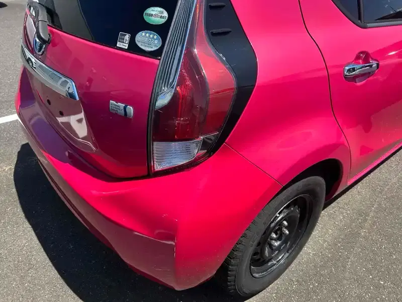 TOYOTA AQUA S Image 34