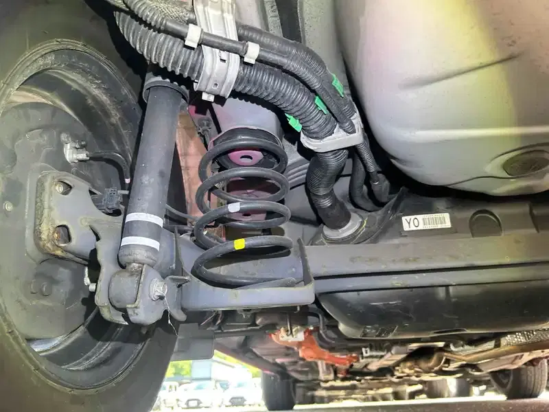 TOYOTA AQUA S Image 16