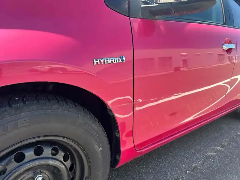TOYOTA AQUA S Image 22