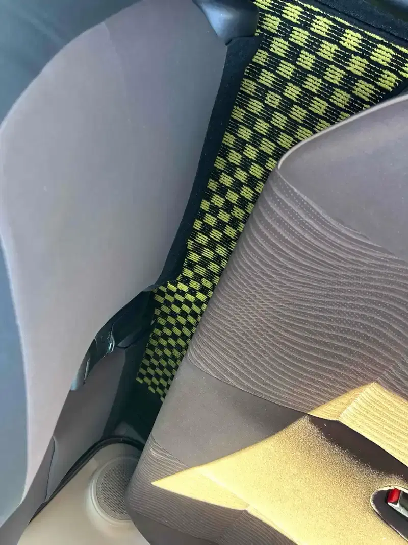 TOYOTA AQUA G Image 13