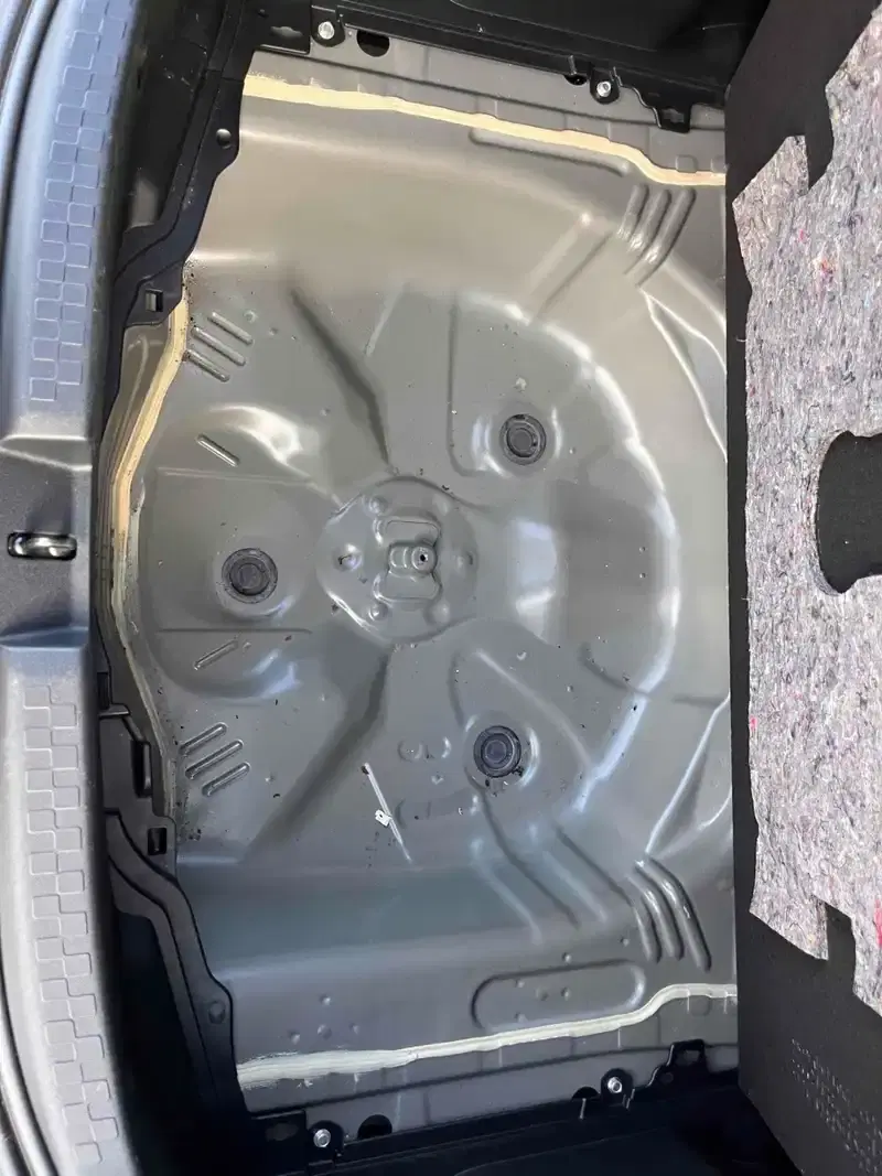 TOYOTA AQUA G Image 17
