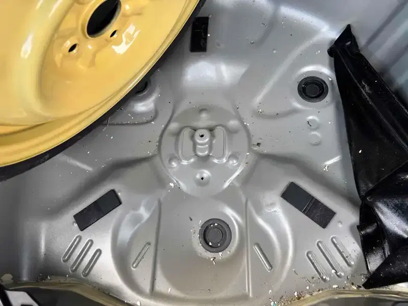 TOYOTA AQUA G Image 28