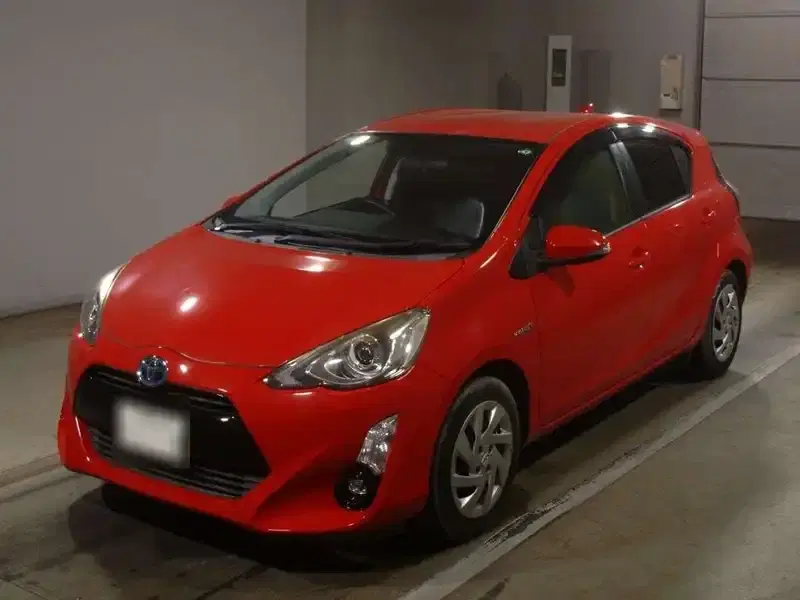 TOYOTA AQUA G BLACK SOFT LEATHER Image 3