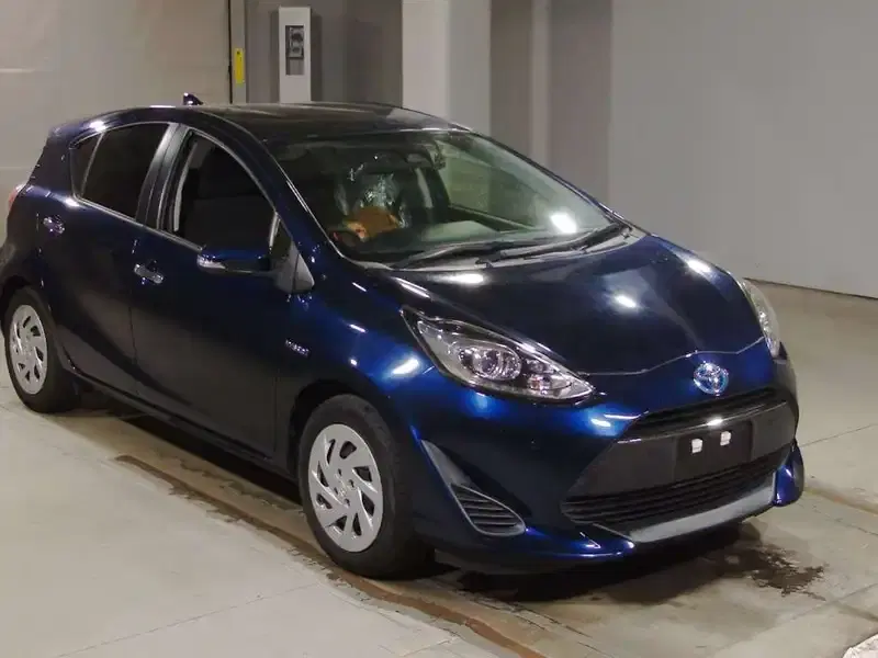 TOYOTA AQUA S STYLE BLACK Image 6