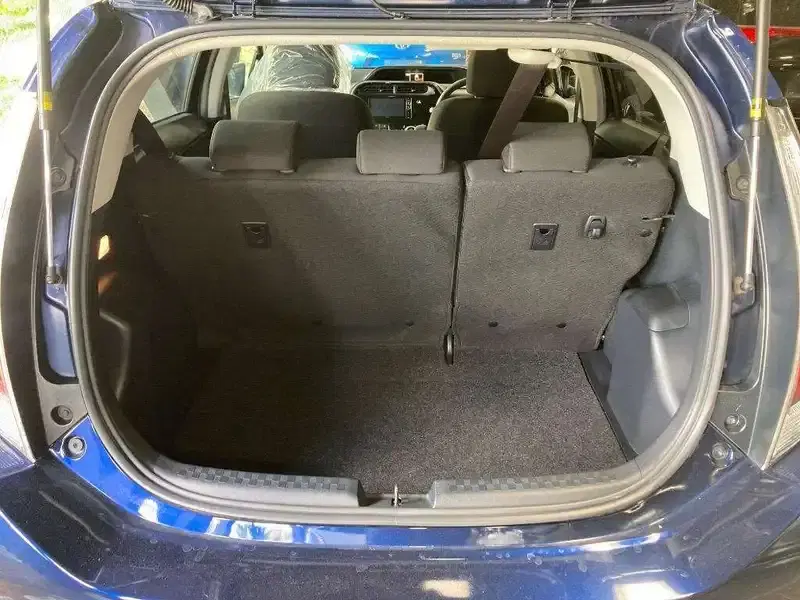 TOYOTA AQUA S STYLE BLACK Image 10