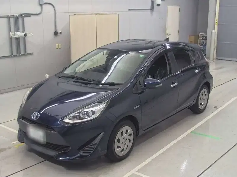 TOYOTA AQUA S STYLE BLACK Image 3