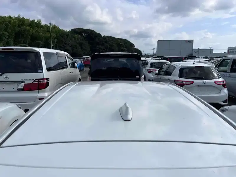 TOYOTA AQUA S STYLE BLACK Image 18