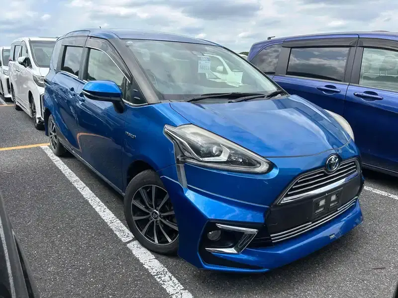 TOYOTA SIENTA HYBRID G Image 1