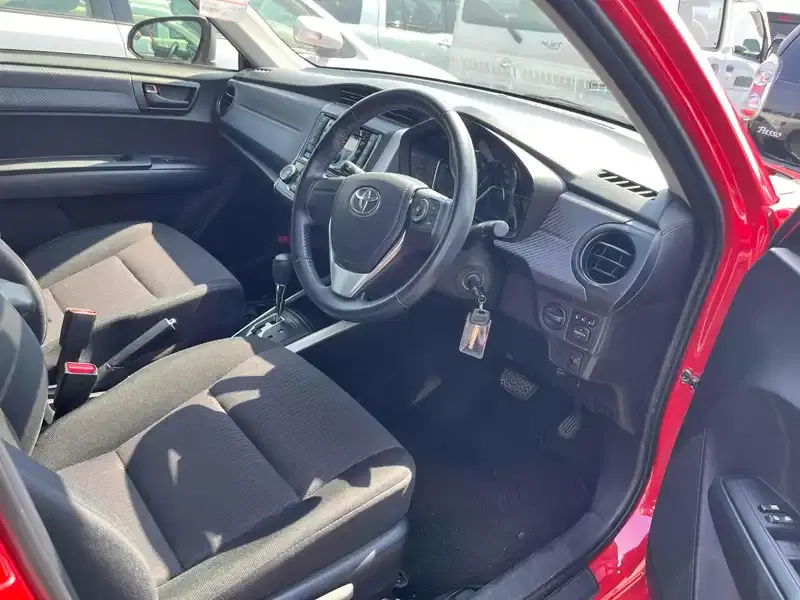 TOYOTA COROLLA FIELDER HYBRID Image 11