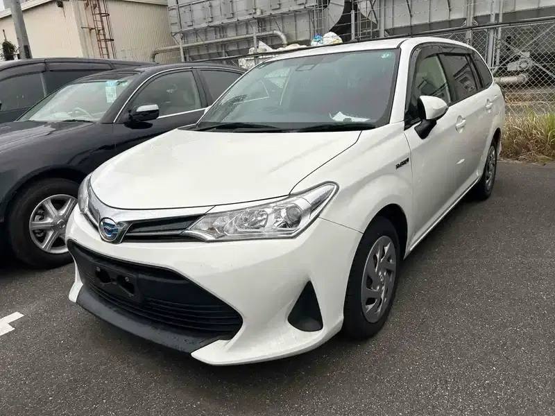 TOYOTA COROLLA FIELDER HYBRID EX Image 1