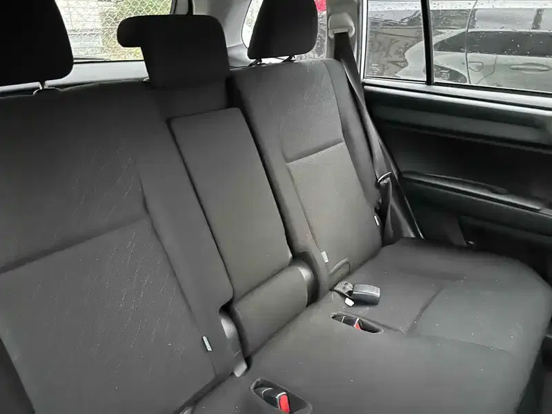 TOYOTA COROLLA FIELDER HYBRID EX Image 18