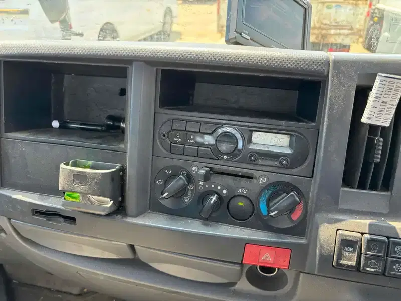 ISUZU ELF TRUCK 2D OTHERS Image 18