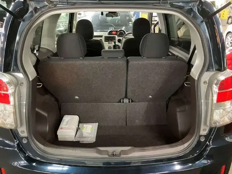 TOYOTA SPADE G Image 11