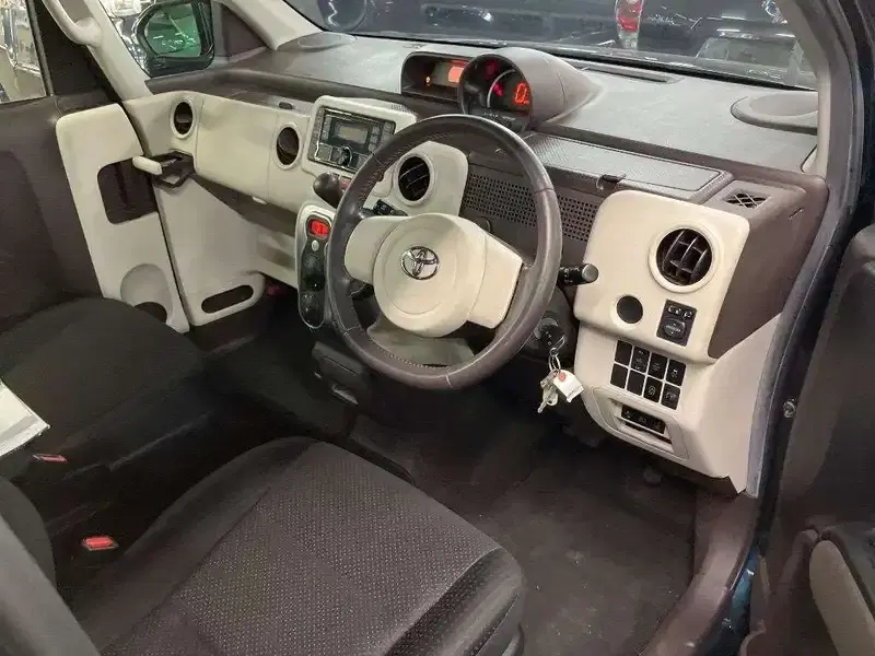 TOYOTA SPADE G Image 5