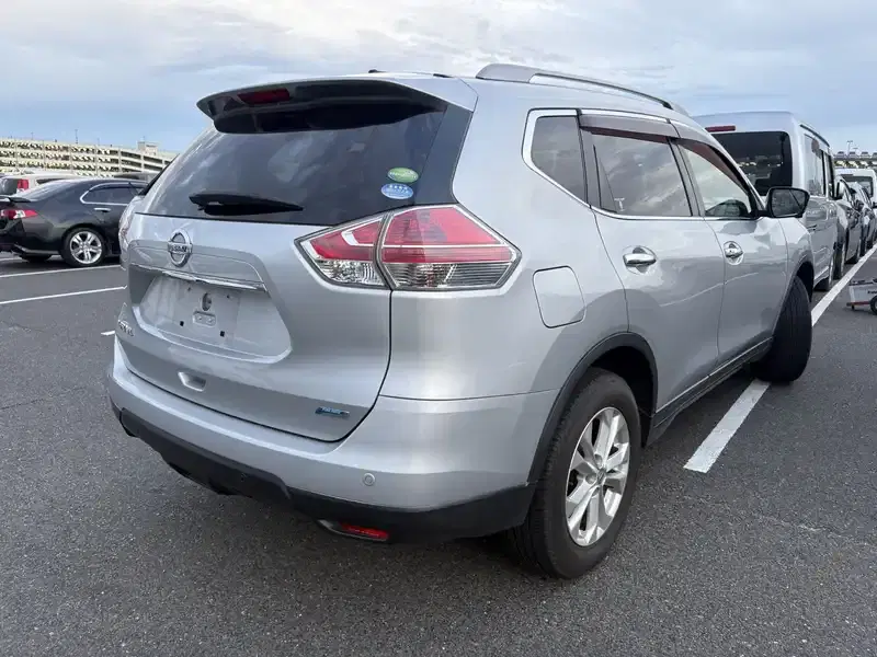 NISSAN X-TRAIL 4WD 20X EMERGENCY BRAKE PACKAGE Image 2