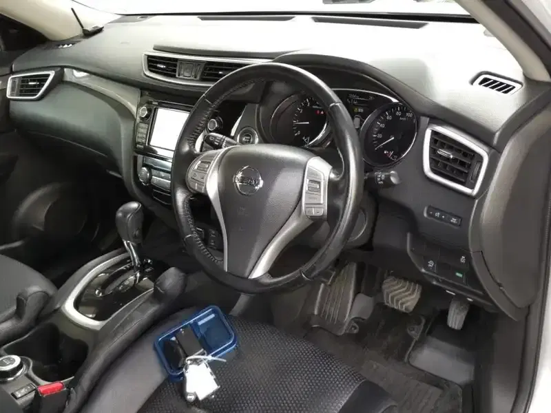 NISSAN X-TRAIL 4WD 20X EMERGENCY BRAKE PACKAGE Image 3