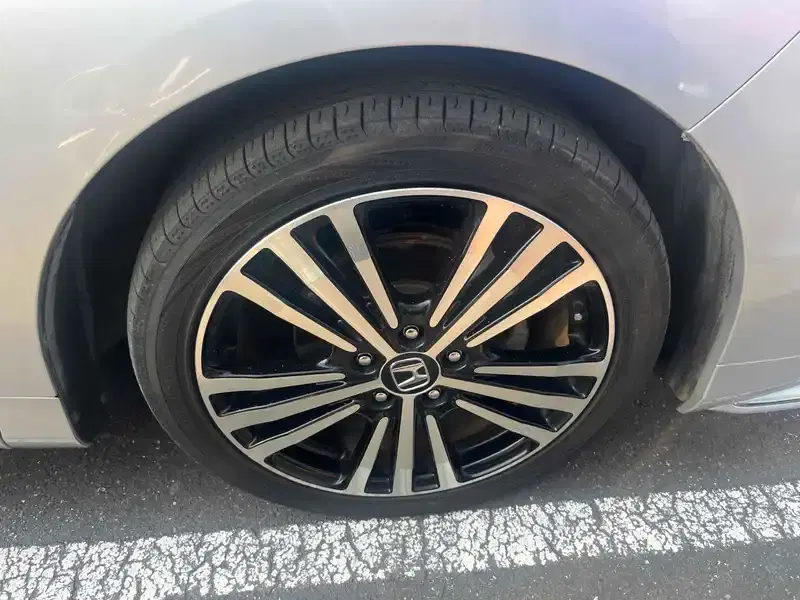 HONDA ODYSSEY ABSOLUTE EX Image 14