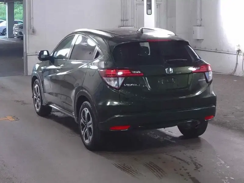 HONDA VEZEL HYBRID Z Image 2