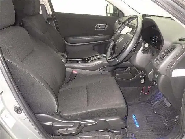 HONDA VEZEL HYBRID X Image 5