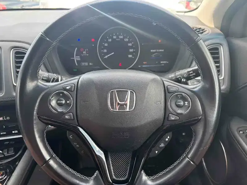 HONDA VEZEL HYBRID Z HONDA SENSING Image 10