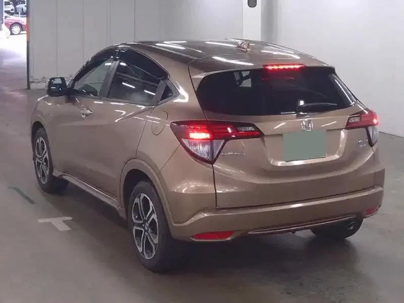 HONDA VEZEL HYBRID Z HONDA SENSING Image 4