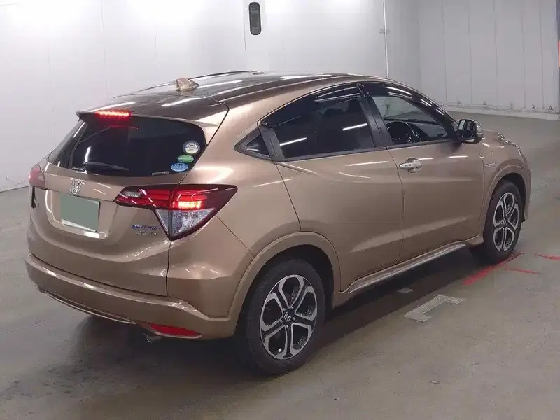 HONDA VEZEL HYBRID Z HONDA SENSING Image 6
