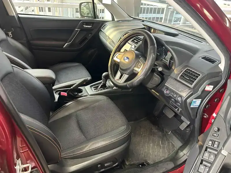 SUBARU FORESTER X-BREAK ADVANCED SAFETY P 4WD Image 14