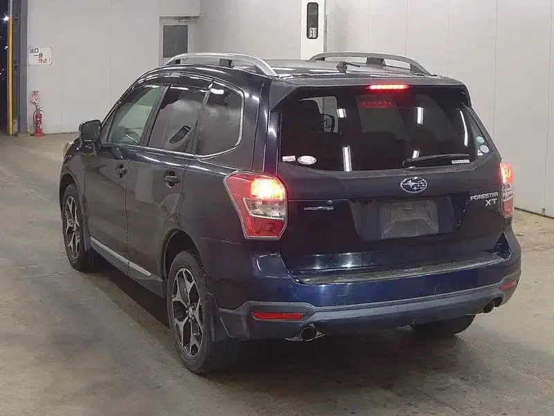 SUBARU FORESTER 4WD 2.0XT EYESIGHT Image 2