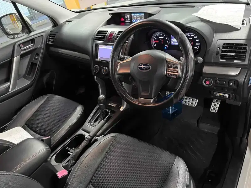 SUBARU FORESTER 4WD 2.0XT EYESIGHT Image 5