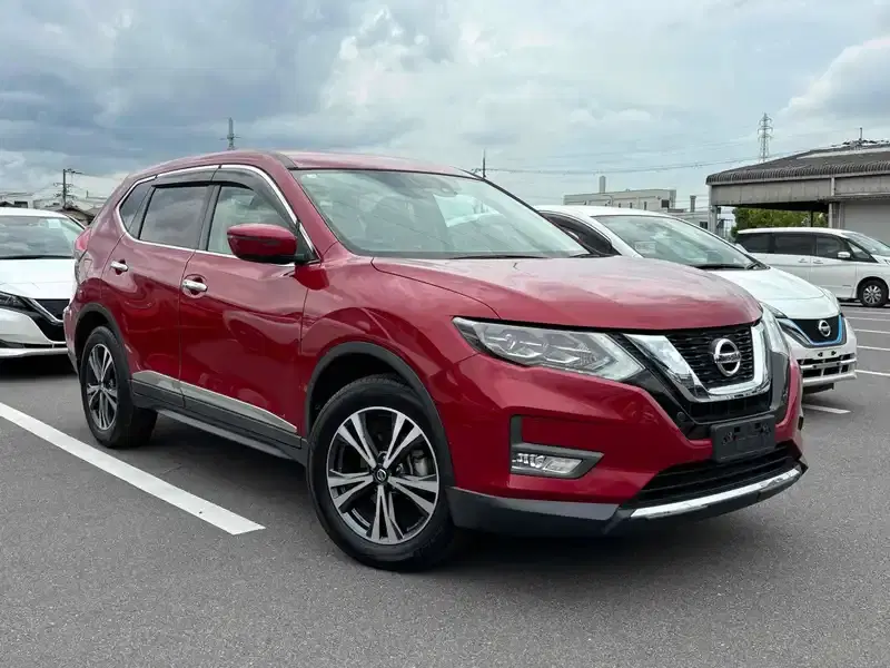 2018 Nissan X-TRAIL 9,000 km
