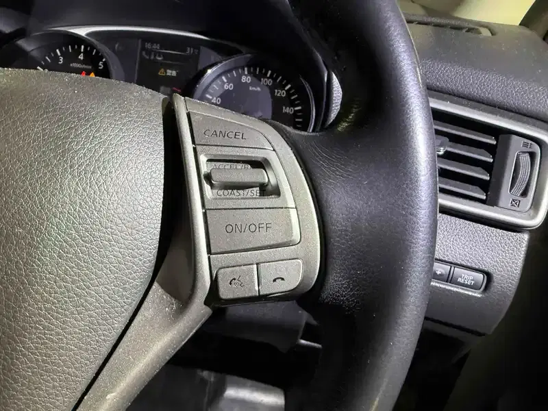 NISSAN X-TRAIL 20X EMERGENCY BRAKE PACKAGE Image 11